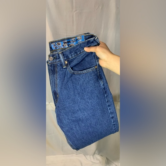 Levi’s 505 - Picture 2 of 4